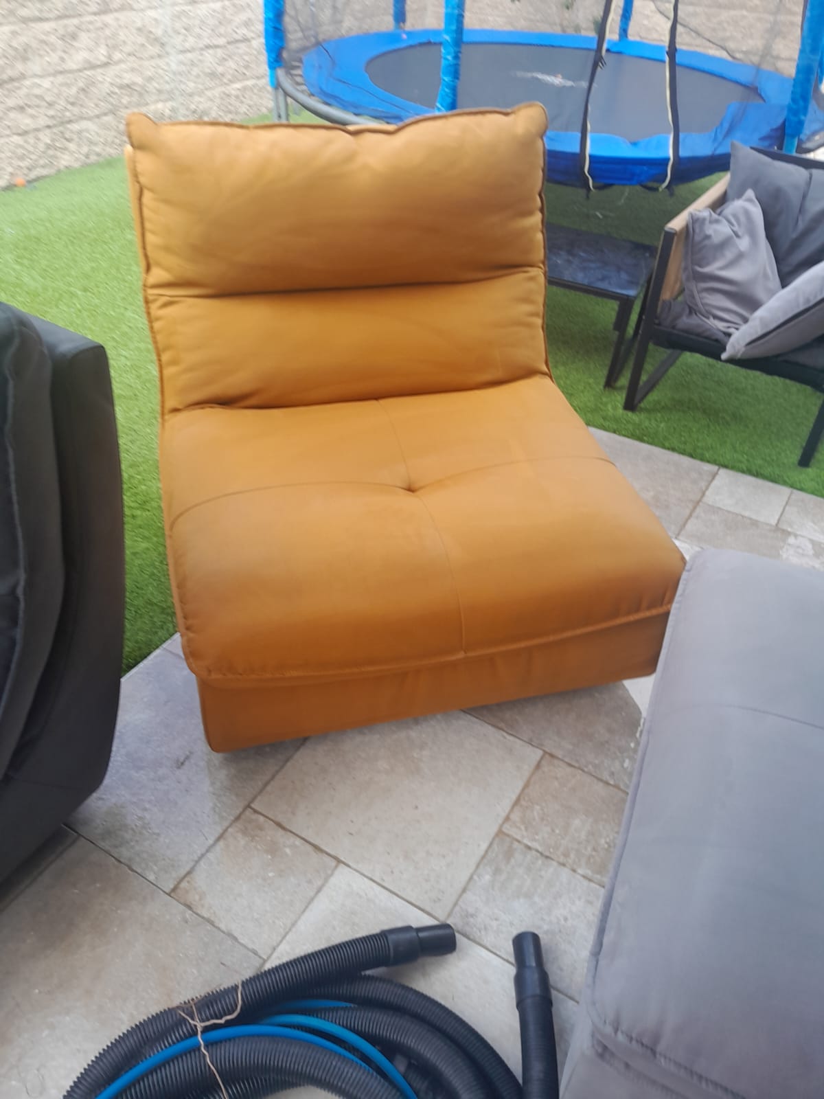 עבודת ניקוי ספה 10